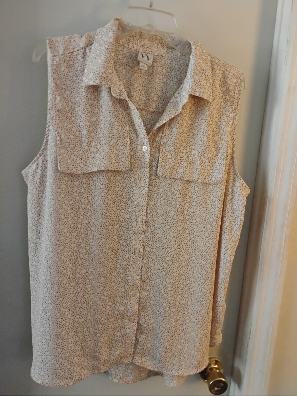 Worthington Women's Plus Size XXL Animal Print Sleeveless Button Down Shirt
